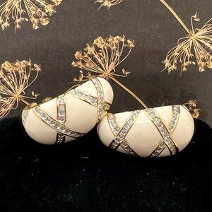 Vintage Carré 18K Gold Plate White Enamel Semi Hoop CLIP Earrings